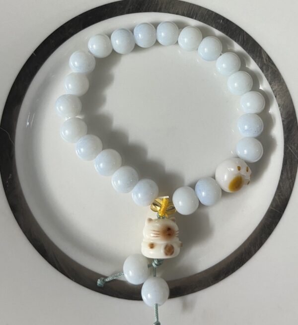 catpaw beaded bracelet